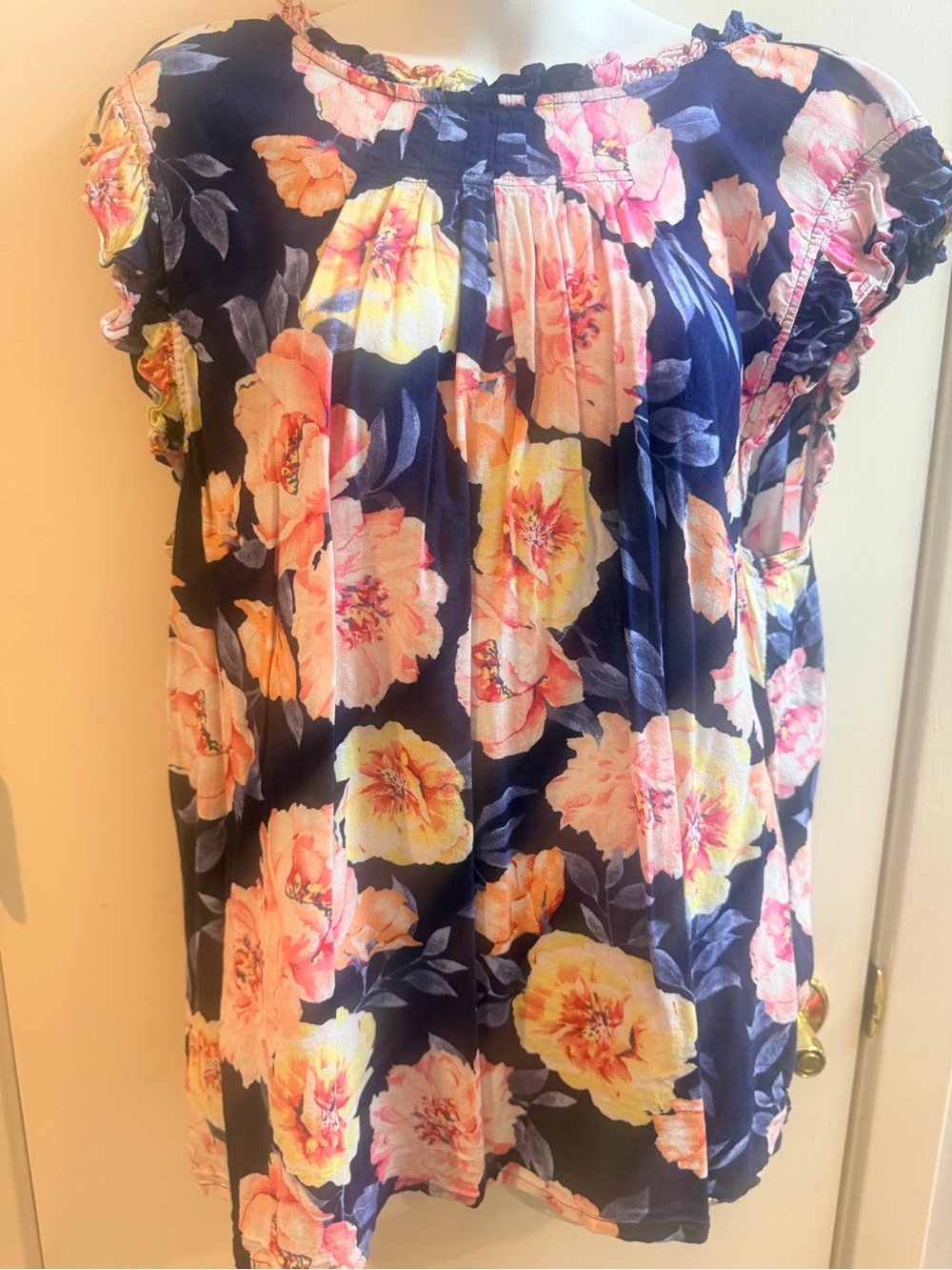 Old Navy Navy Floral Short-Sleeve Blouse
